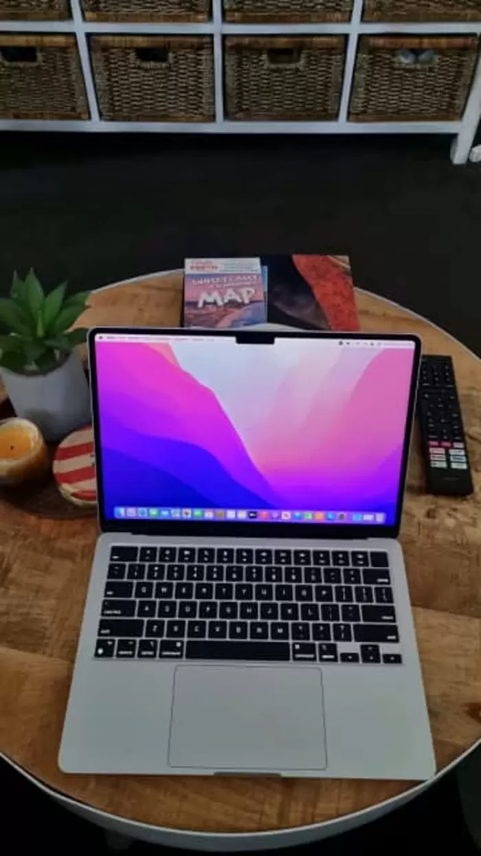 $1,590 Apple MacBook Air M2 as new