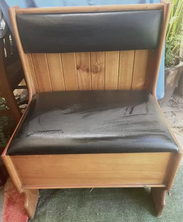 $16 Bench wooden, with handy storage
