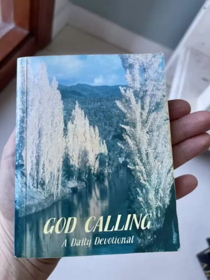 $30 1992* GOD CALLING* A DAILY DEVOTIONAL by The Two Listeners* BOOK