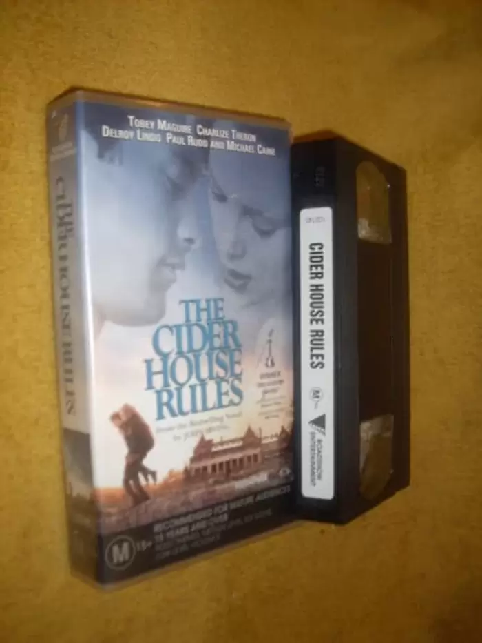$10 VHS The Cider House Rules Toby Maguire