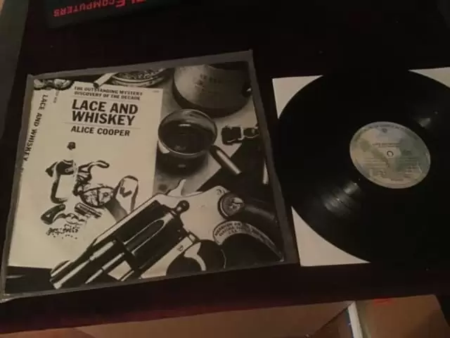 $45 Vintage Vinyl Record Album LP Alice Cooper Lace and Wiskey