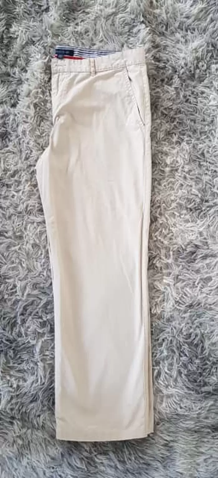 $40 Tommy Hilfiger Straight Fit Chino Pants (Size 38/32)