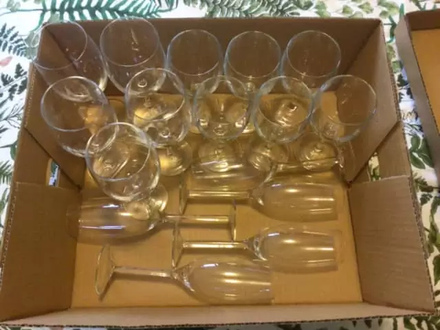 Free white, red and champagne glasses