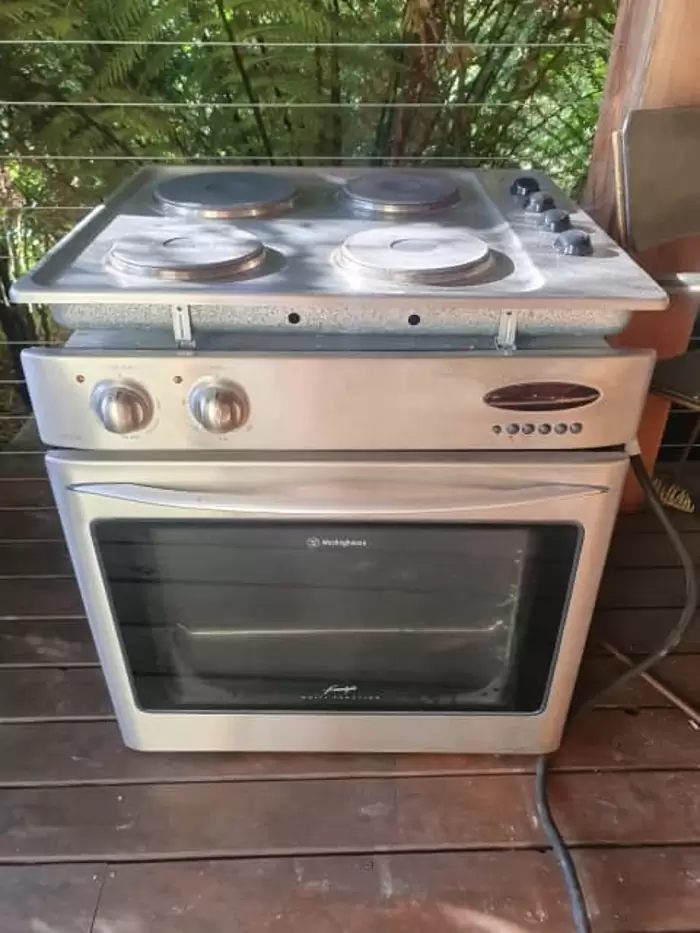 Free. Oven and Cook top
