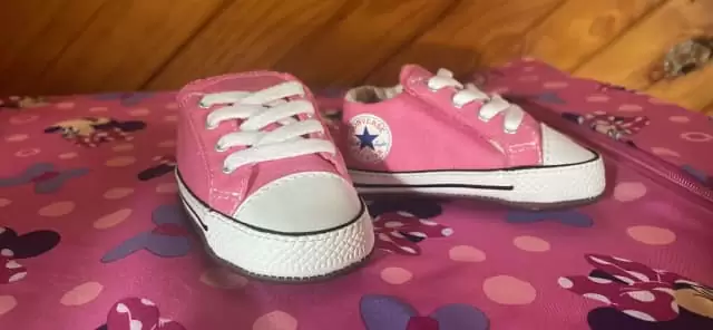 $20 Converse soft sole baby pre walkers NEW